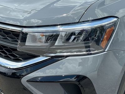 2022 Volkswagen Taos - Photo 9