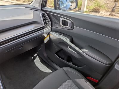 2026 Kia Sorento — photo 21 view