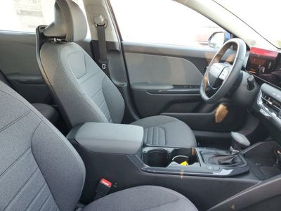 2025 Kia K4 - Photo 30