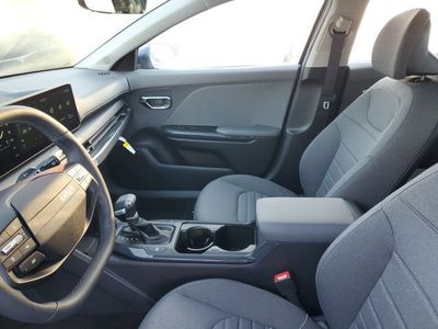 2025 Kia K4 - Photo 8