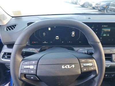 2025 Kia K4 - Photo 13