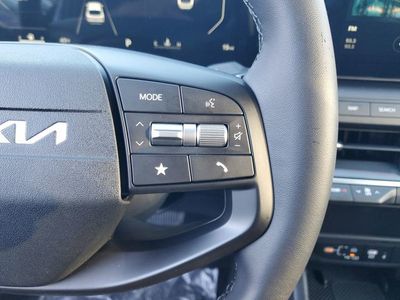 2025 Kia K4 - Photo 12