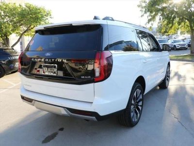 2025 Ford Expedition — interior view