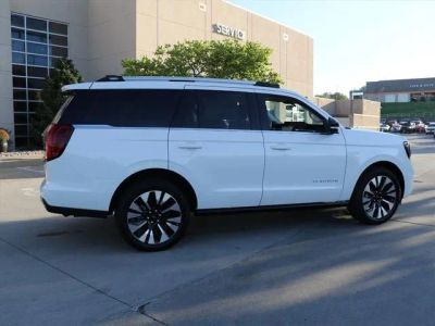 2025 Ford Expedition — detail view