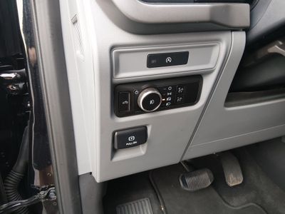 2025 Ford F-150 - Photo 13