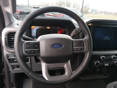 2025 Ford F-150 - Photo 12