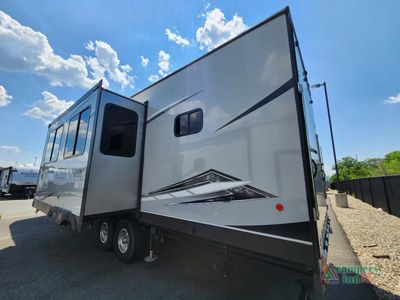 2022 Forest River RV Cherokee Wolf Pack - Photo 8
