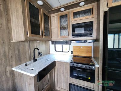 2022 Forest River RV Cherokee Wolf Pack - Photo 11