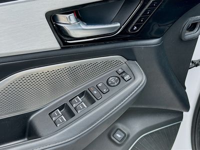 2023 Acura MDX - Photo 23