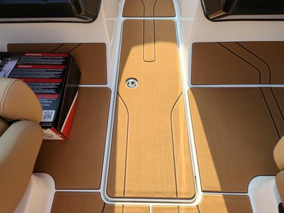2025 Bayliner V20I - Photo 17