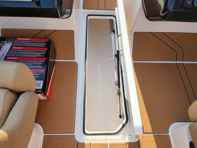 2025 Bayliner V20I - Photo 16