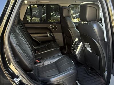 2019 Land Rover Range Rover - Photo 19