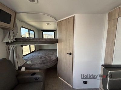 2026 Grand Design Imagine XLS — photo 9 view
