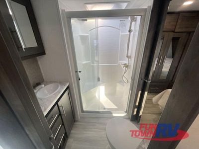 2025 Keystone RV Fuzion Impact Edition - Photo 43