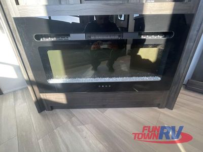 2025 Keystone RV Fuzion Impact Edition - Photo 38