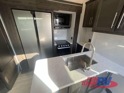 2025 Keystone RV Fuzion Impact Edition - Photo 24