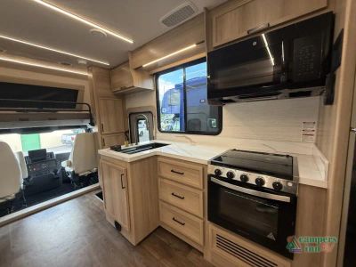 2026 Dynamax Europa S - Photo 24