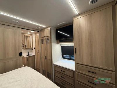 2026 Dynamax Europa S - Photo 37