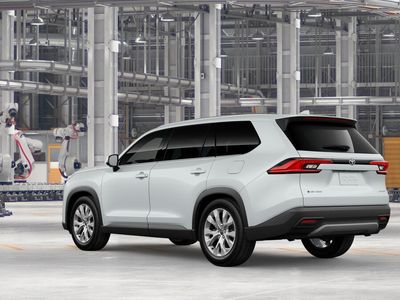 2026 Toyota Grand Highlander Hybrid — engine compartment view