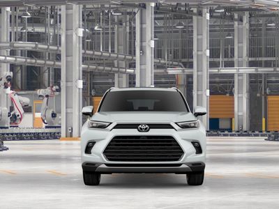 2026 Toyota Grand Highlander Hybrid — photo 17 view