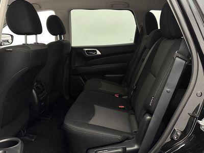 2020 Nissan Pathfinder - Photo 19