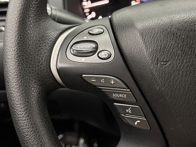 2020 Nissan Pathfinder - Photo 17