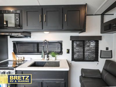 2022 Keystone RV Springdale - Photo 9
