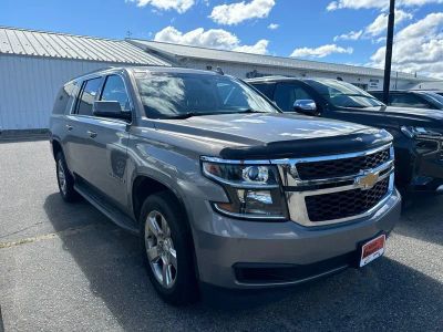 2017 Chevrolet Suburban — interior view