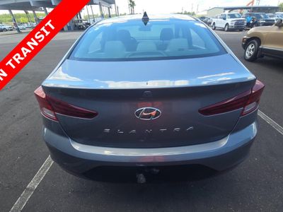2019 Hyundai Elantra - Photo 4