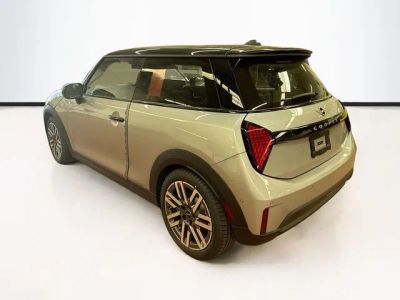 2026 MINI 2 DOOR — interior view