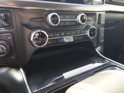 2023 Ford F-150 — photo 18 view