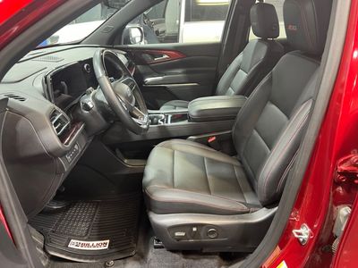 2024 Chevrolet Traverse - Photo 11