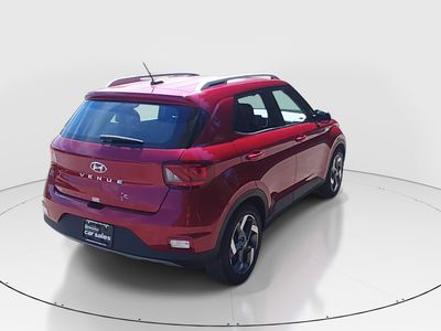 2025 Hyundai Venue - Photo 7