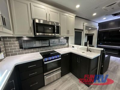 2026 Keystone RV Alpine Avalanche Edition - Photo 16