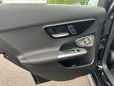 2025 Mercedes-Benz C-Class - Photo 29