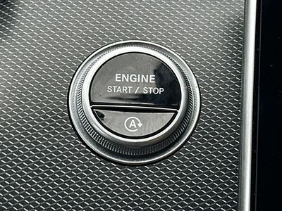 2025 Mercedes-Benz C-Class - Photo 24