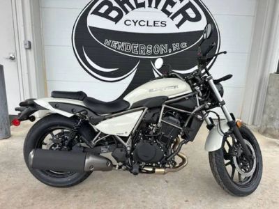 2026 Kawasaki Eliminator® ABS — front three-quarter view