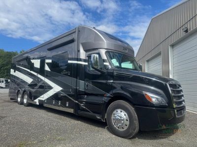 2026 Newmar Supreme Aire — front three-quarter view