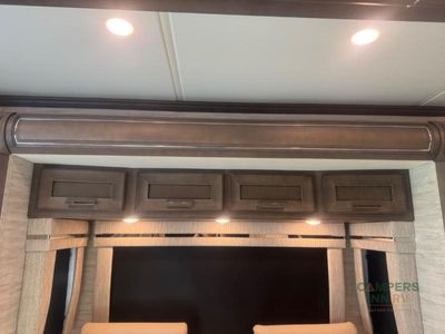 2026 Newmar Supreme Aire — photo 23 view