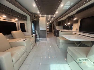 2026 Newmar Supreme Aire — photo 18 view