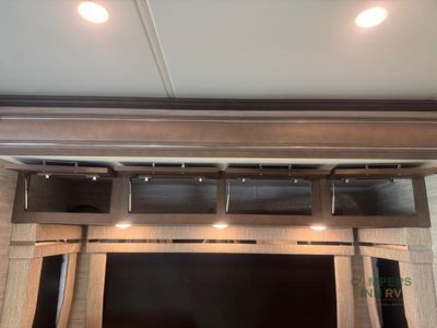 2026 Newmar Supreme Aire — photo 24 view