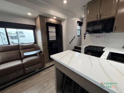 2027 Heartland Cyclone — photo 11 view
