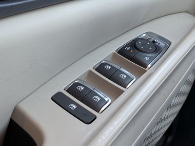 2026 Kia Carnival Hybrid — photo 28 view