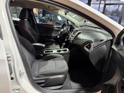 2017 Chevrolet Cruze - Photo 15