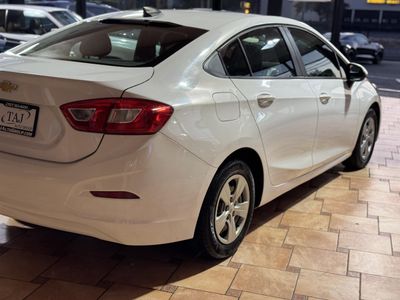 2017 Chevrolet Cruze - Photo 25