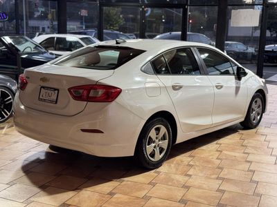 2017 Chevrolet Cruze - Photo 4