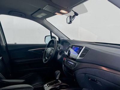 2017 Honda Ridgeline - Photo 6