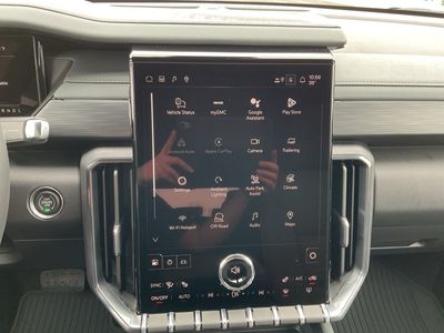 2026 GMC Acadia — photo 11 view