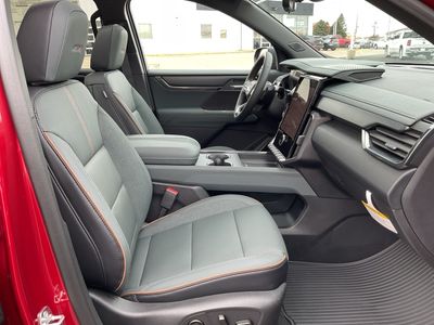 2026 GMC Acadia — photo 15 view