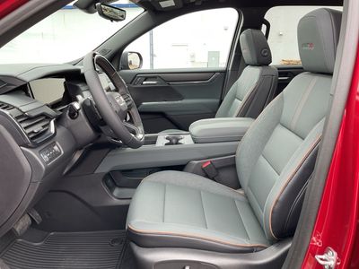 2026 GMC Acadia — photo 9 view